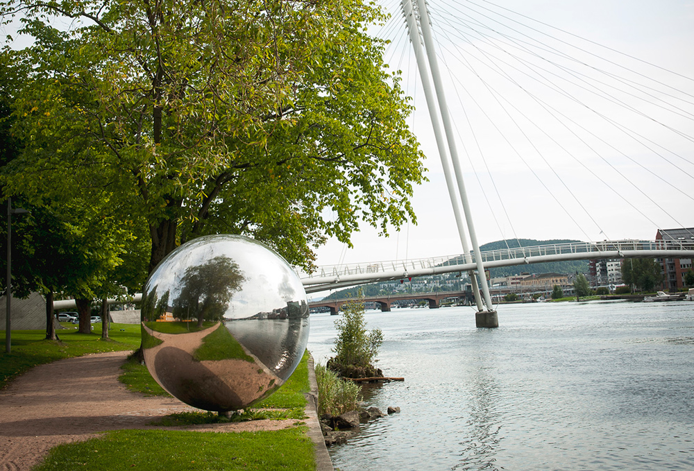 Bilde fra elvepromenaden i Drammen